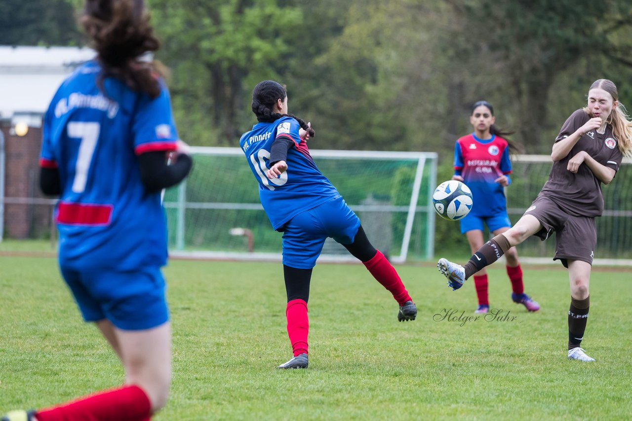 Bild 147 - wCJ VfL Pinneberg3 - St.Pauli : Ergebnis: 2:1